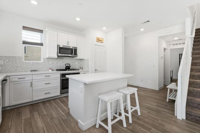 76333 Trojan Drive, Palm Desert, CA 92211