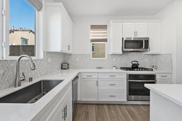 76333 Trojan Drive, Palm Desert, CA 92211