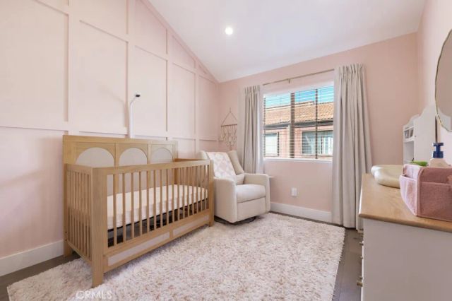 21931 Burbank Boulevard 25, Woodland Hills, CA 91367