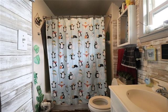 1611 RIDGE AVENUE, N Braddock, PA 15104