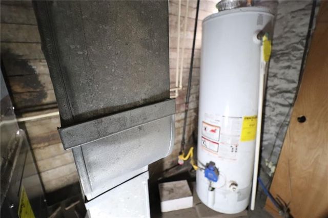 1611 RIDGE AVENUE, N Braddock, PA 15104