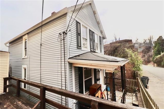 1611 RIDGE AVENUE, N Braddock, PA 15104