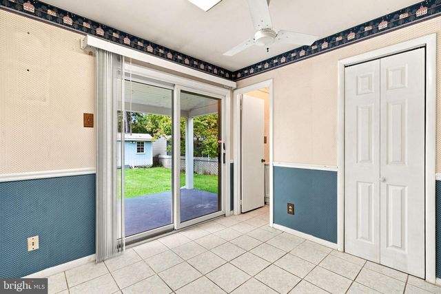 5922 EDGEHILL CT, Alexandria, VA 22303