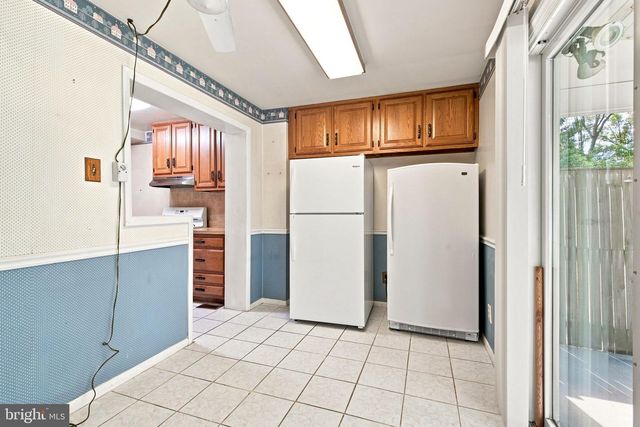 5922 EDGEHILL CT, Alexandria, VA 22303