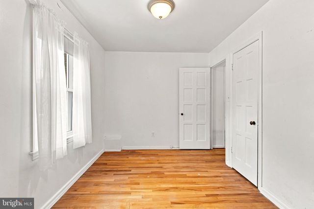 5922 EDGEHILL CT, Alexandria, VA 22303
