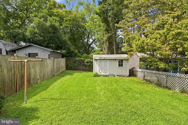 5922 EDGEHILL CT, Alexandria, VA 22303