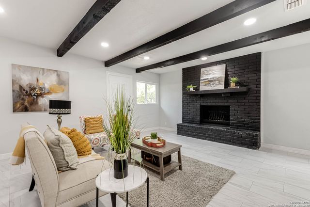 6135 ROYAL PT, San Antonio, TX 78239