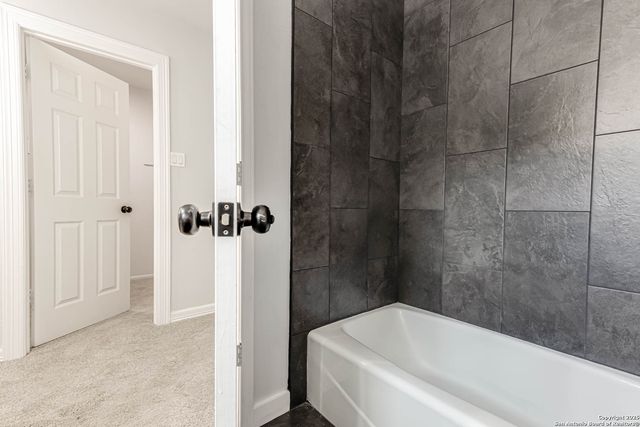 6135 ROYAL PT, San Antonio, TX 78239