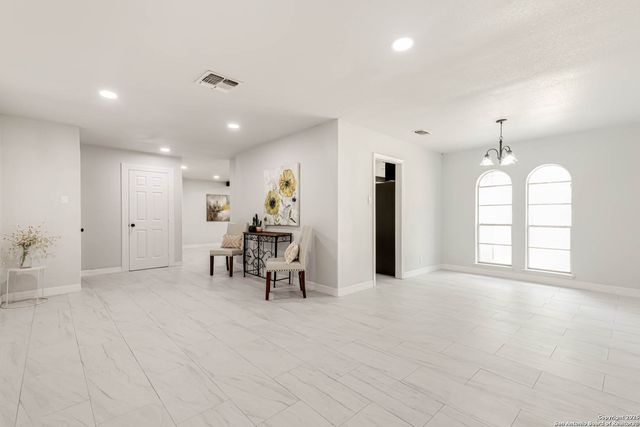 6135 ROYAL PT, San Antonio, TX 78239