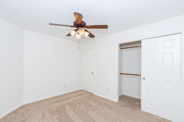 5618 Savannah Woods Lane, Rosharon, TX 77583