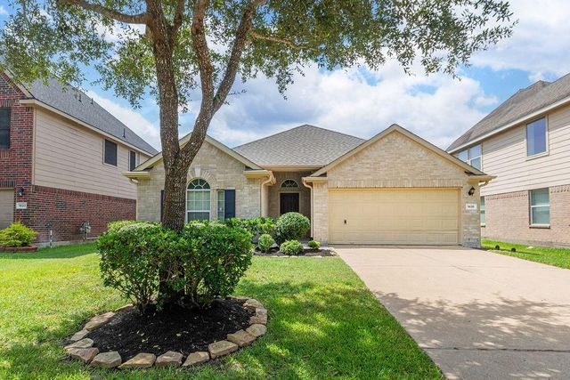 5618 Savannah Woods Lane, Rosharon, TX 77583