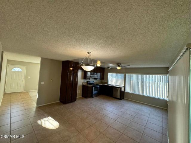2259 Hietter Avenue, Simi Valley, CA 93063