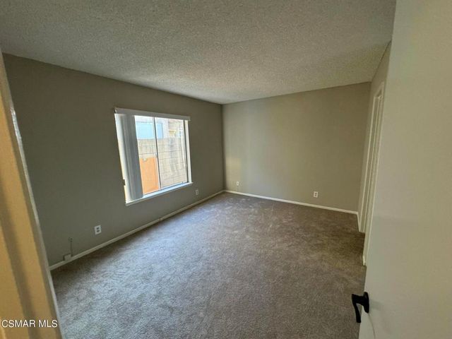 2259 Hietter Avenue, Simi Valley, CA 93063