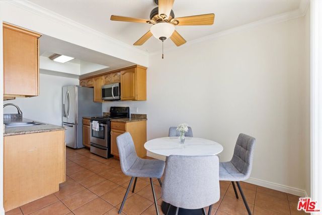 1015 E Spazier Avenue 205, Burbank, CA 91502