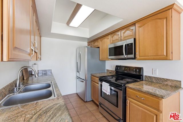 1015 E Spazier Avenue 205, Burbank, CA 91502