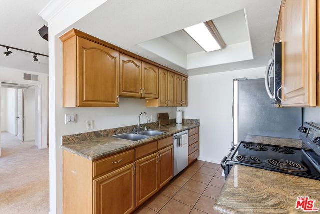 1015 E Spazier Avenue 205, Burbank, CA 91502