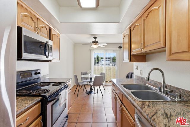 1015 E Spazier Avenue 205, Burbank, CA 91502