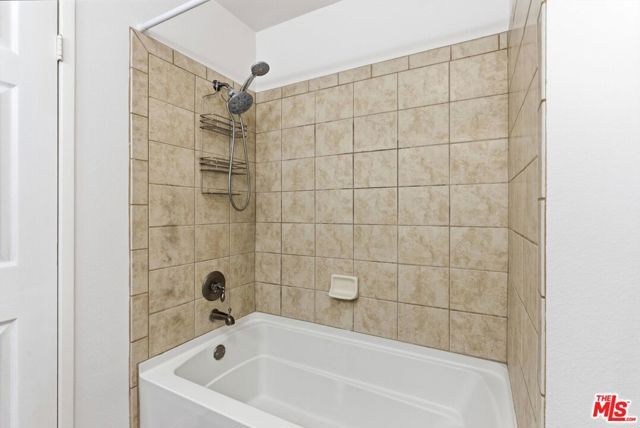1015 E Spazier Avenue 205, Burbank, CA 91502