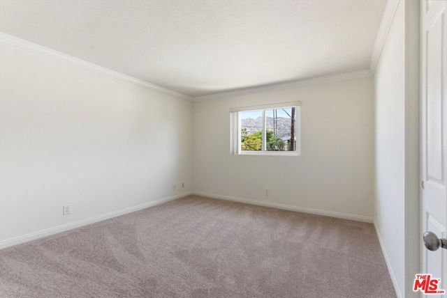 1015 E Spazier Avenue 205, Burbank, CA 91502
