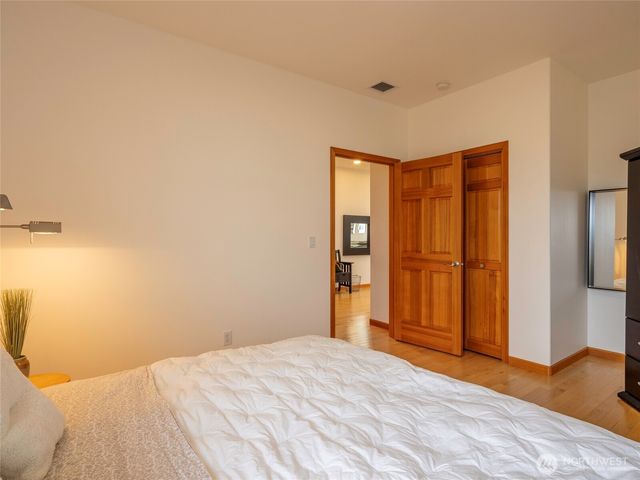 3109 S City Lights Place, Port Angeles, WA 98362