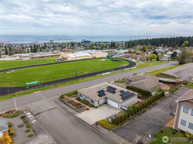 3109 S City Lights Place, Port Angeles, WA 98362