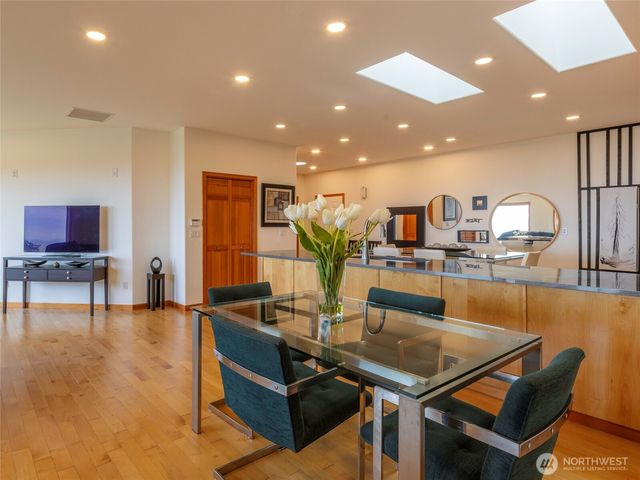 3109 S City Lights Place, Port Angeles, WA 98362