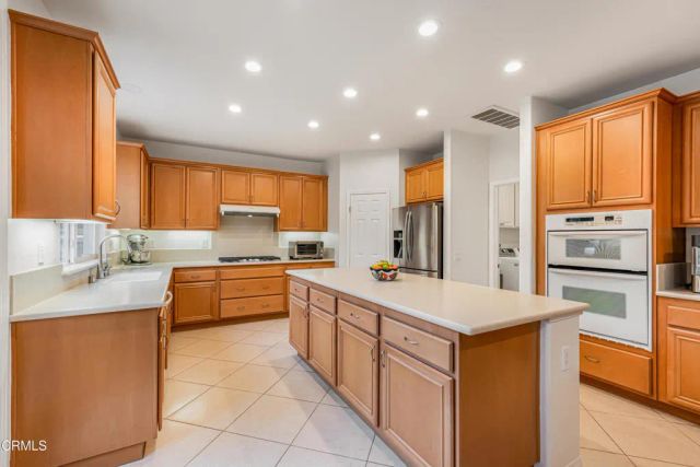 3773 Golden Pond Drive, Camarillo, CA 93012