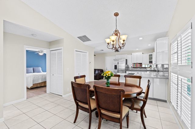 9722 Erica Court, Boca Raton, FL 33496