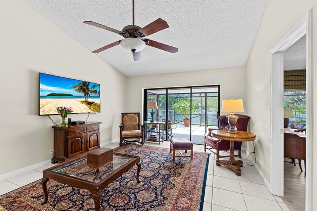 9722 Erica Court, Boca Raton, FL 33496