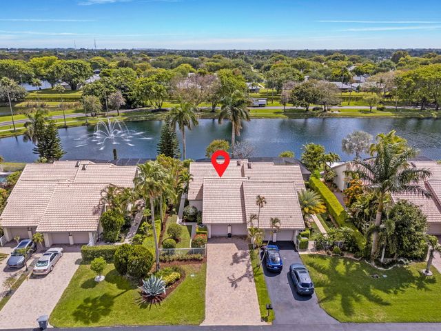 9722 Erica Court, Boca Raton, FL 33496