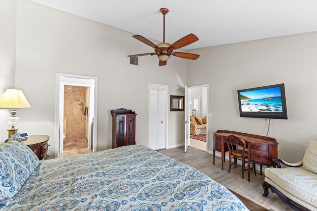 9722 Erica Court, Boca Raton, FL 33496