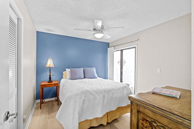 9722 Erica Court, Boca Raton, FL 33496