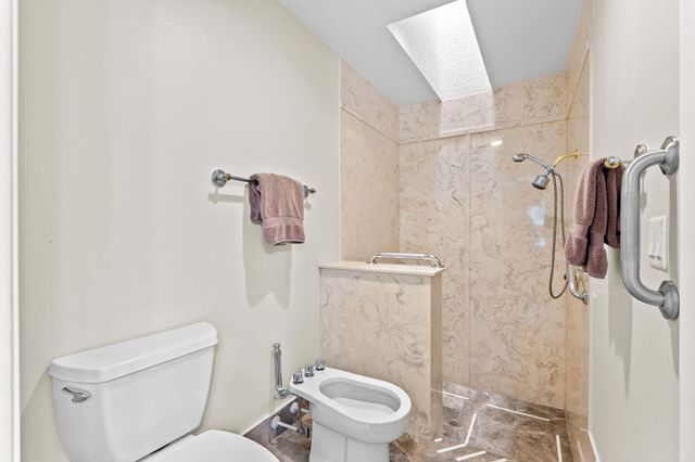 9722 Erica Court, Boca Raton, FL 33496