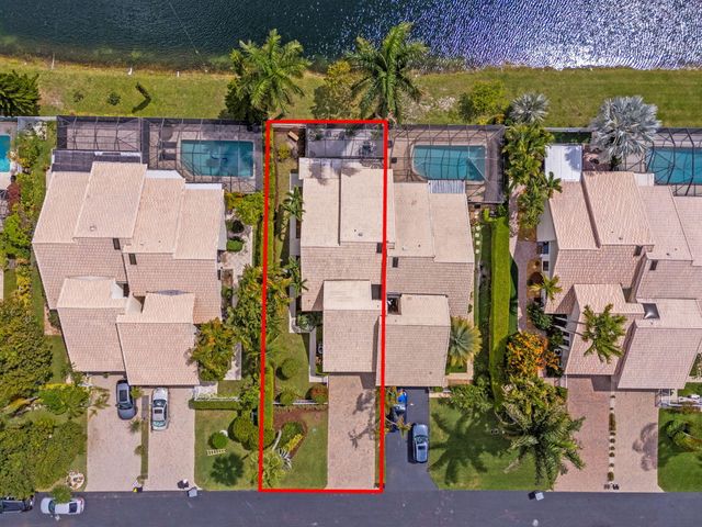 9722 Erica Court, Boca Raton, FL 33496