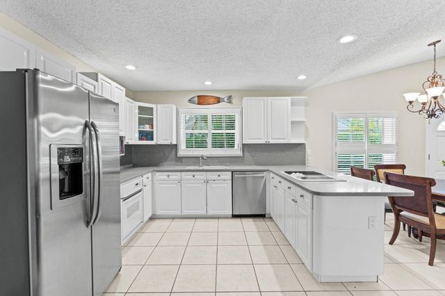 9722 Erica Court, Boca Raton, FL 33496