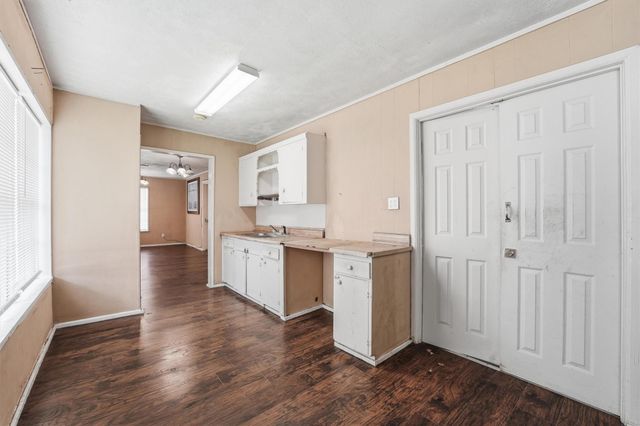 5717 Killough Street, Houston, TX 77086