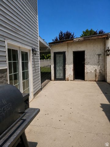 1225 S MAIN ST, Mapleton, UT 84664