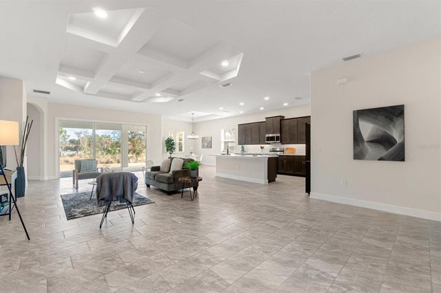 82 N LAKEWALK DRIVE, Palm Coast, FL 32137