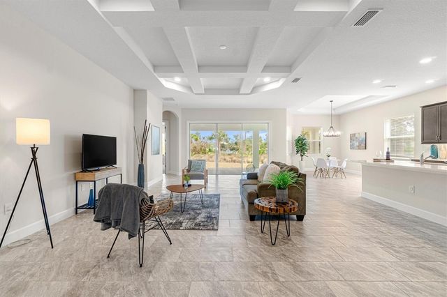 82 N LAKEWALK DRIVE, Palm Coast, FL 32137