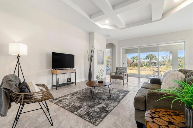 82 N LAKEWALK DRIVE, Palm Coast, FL 32137