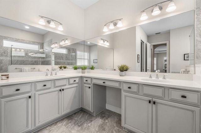 82 N LAKEWALK DRIVE, Palm Coast, FL 32137