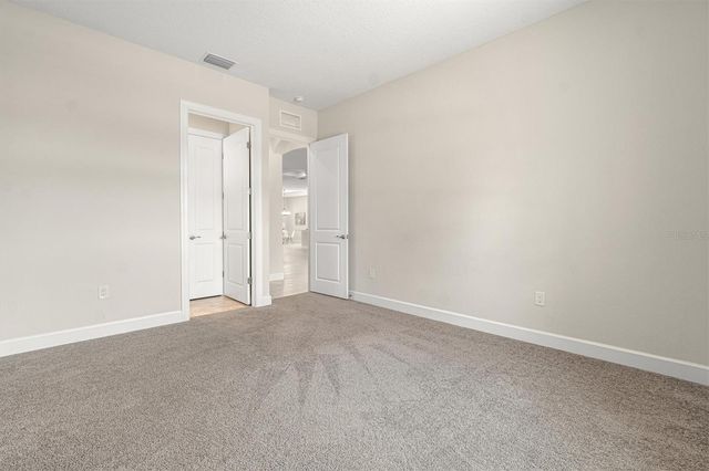 82 N LAKEWALK DRIVE, Palm Coast, FL 32137