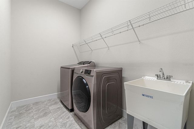 82 N LAKEWALK DRIVE, Palm Coast, FL 32137