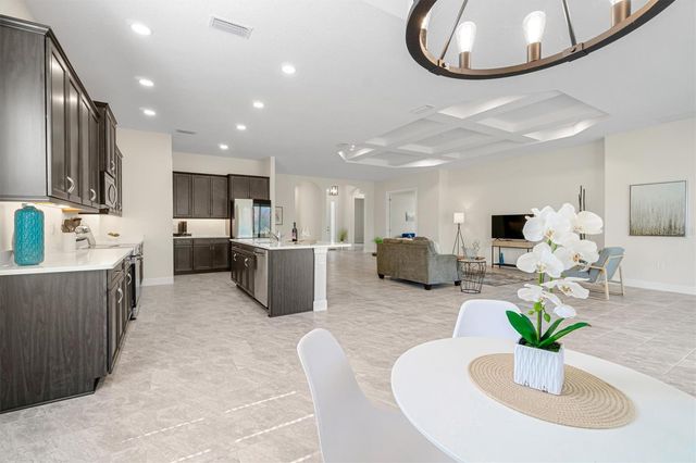 82 N LAKEWALK DRIVE, Palm Coast, FL 32137