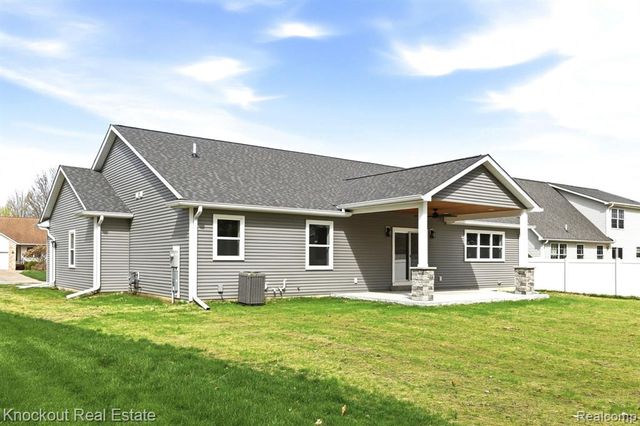 12095 Country Run Drive, Birch Run, MI 48415