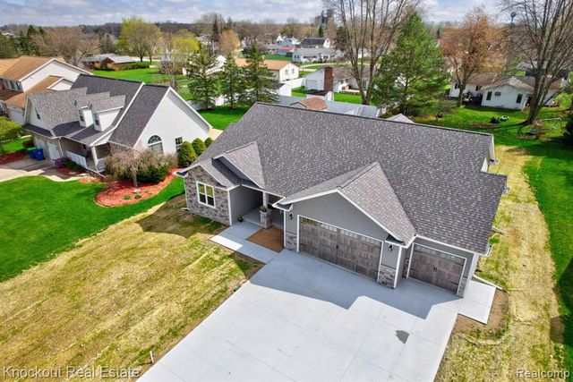 12095 Country Run Drive, Birch Run, MI 48415