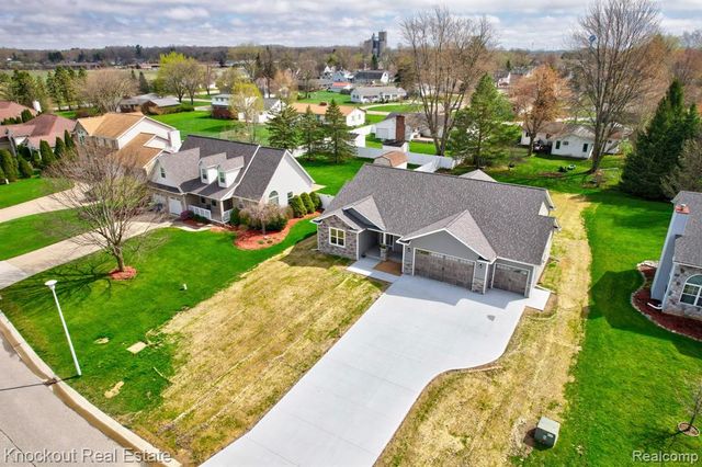 12095 Country Run Drive, Birch Run, MI 48415