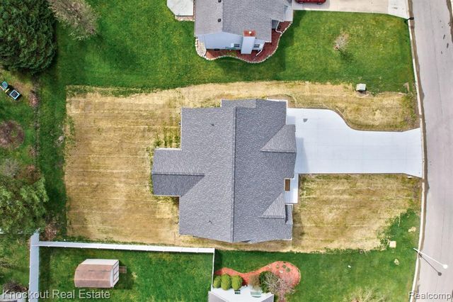 12095 Country Run Drive, Birch Run, MI 48415