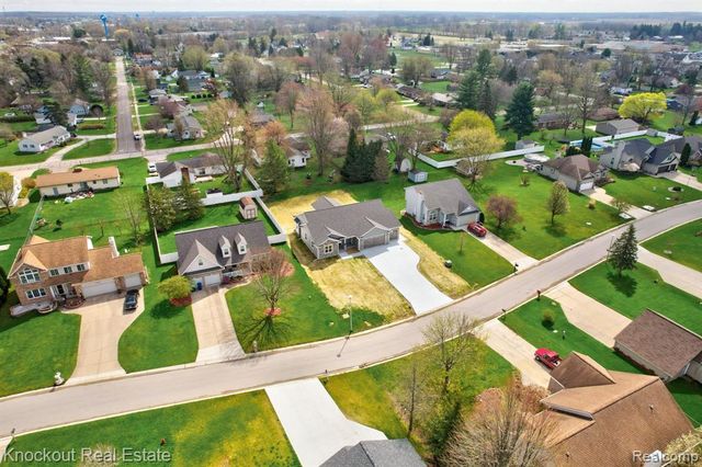 12095 Country Run Drive, Birch Run, MI 48415