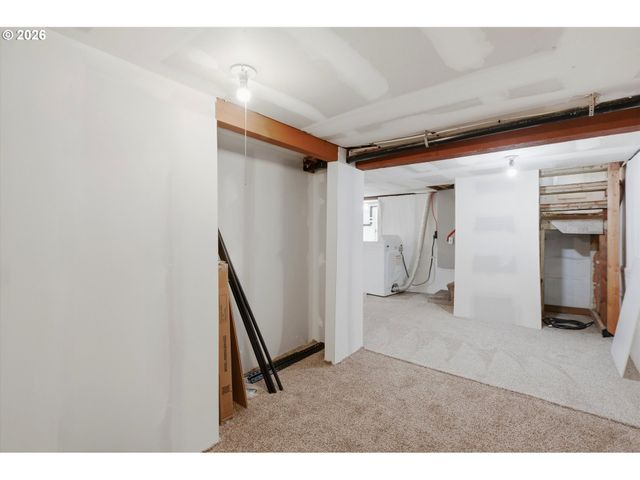 1218 W 19TH St, Vancouver, WA 98660